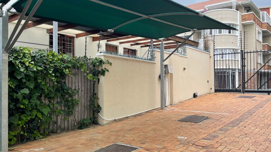 1 Bedroom Property for Sale in Rondebosch Western Cape